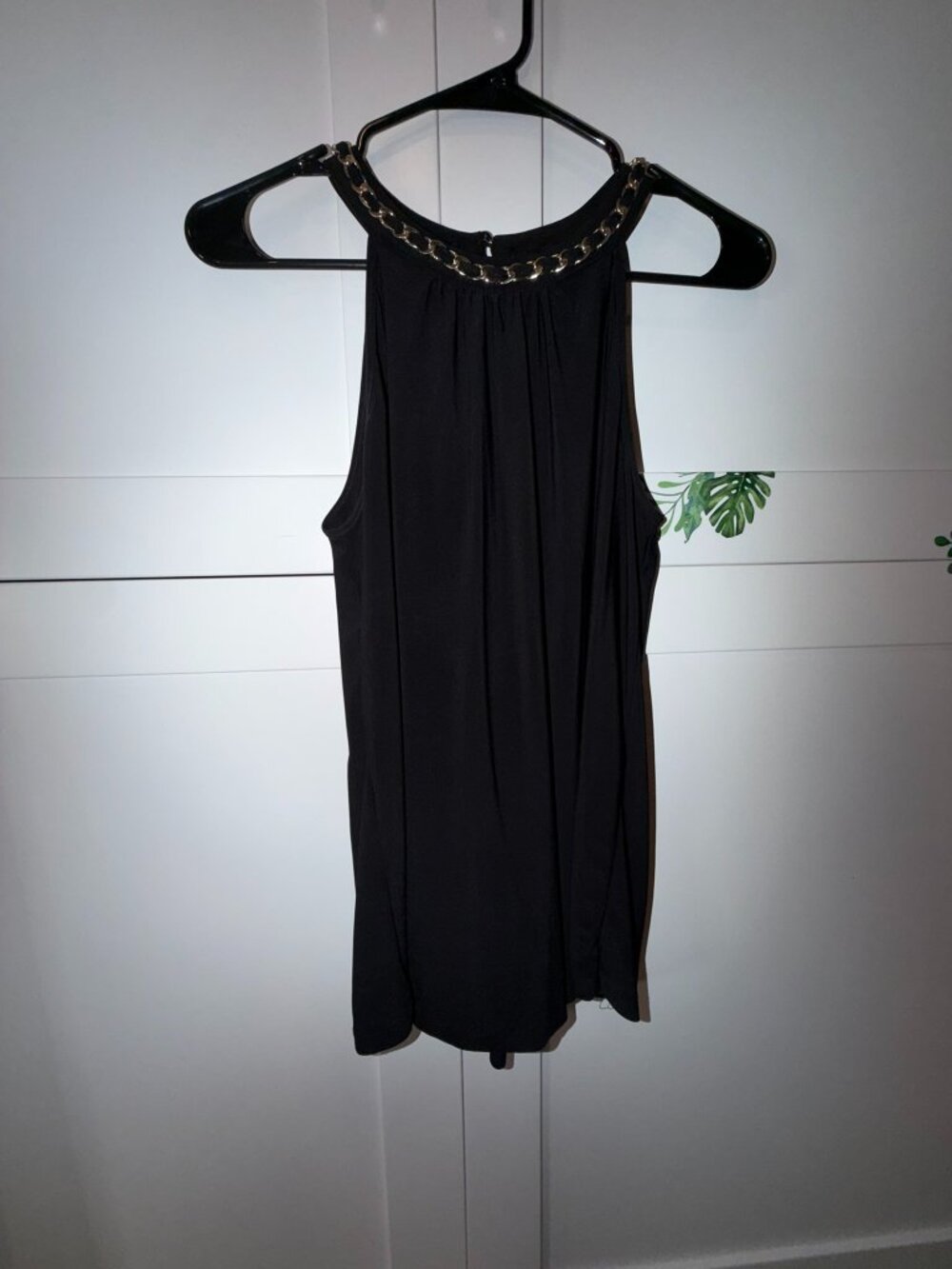 Lavish - black Sleeveless Top - size Medium